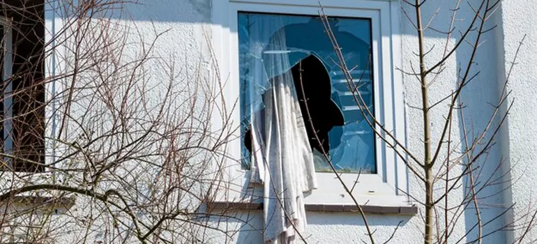 Storm Window Installation Contractors in Lealman, FL